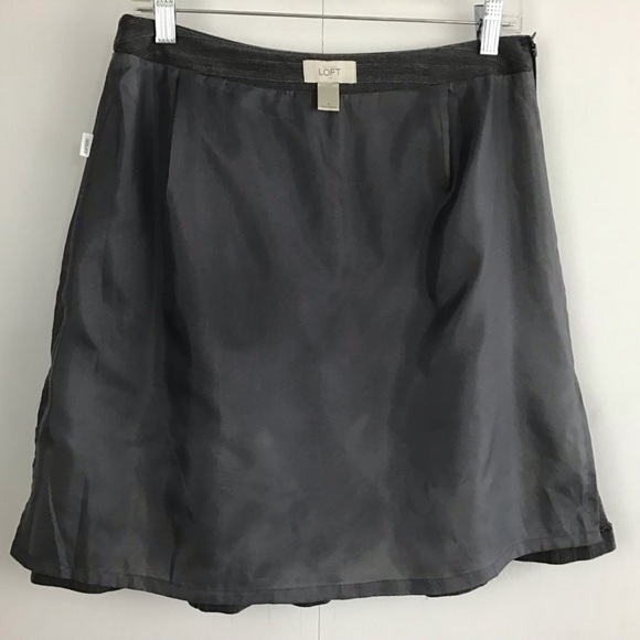 Loft outlet grey herringbone flirty academia skater mini skirt. Size 4 - Picture 5 of 7